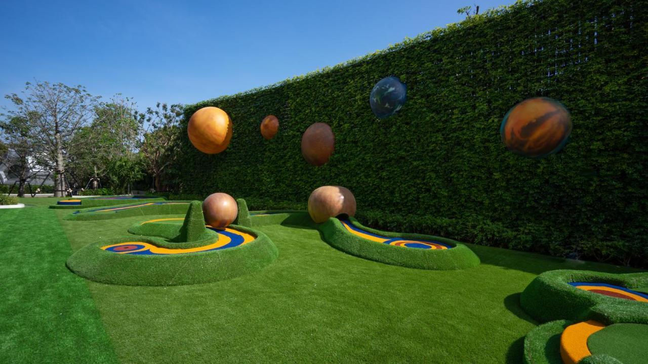 Grande Centre Point Space باتايا المظهر الخارجي الصورة The Children's Museum of Oak Park