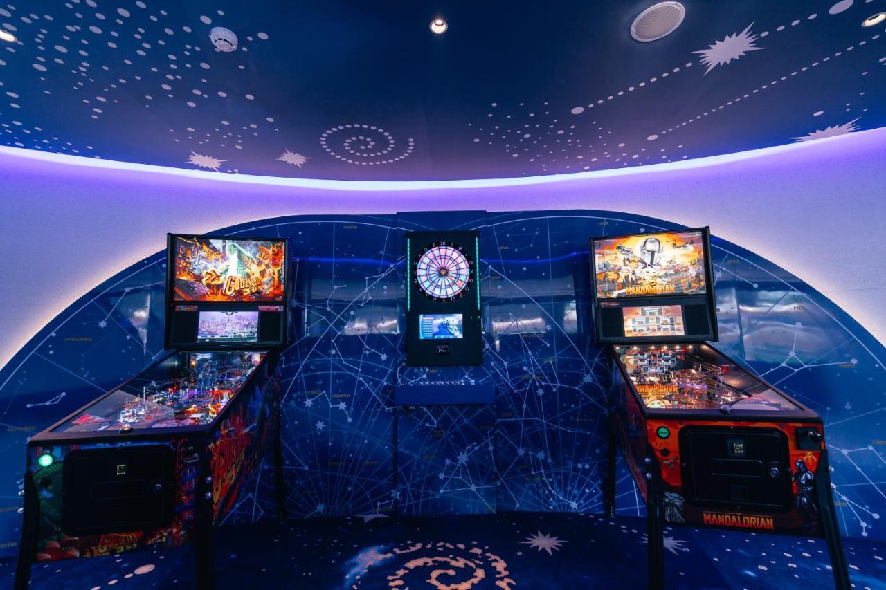 Grande Centre Point Space باتايا المظهر الخارجي الصورة The Star Wars arcade game