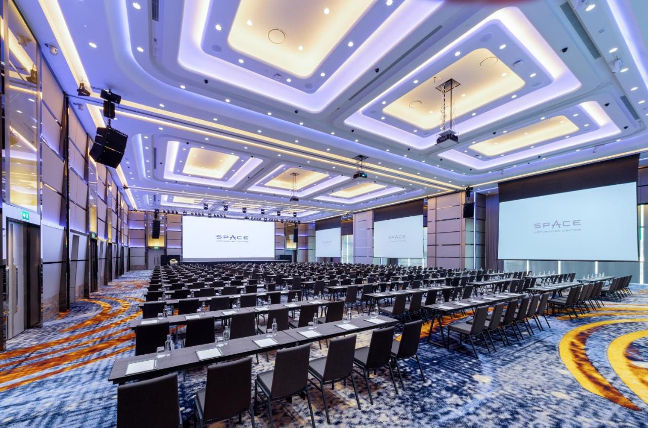 Grande Centre Point Space باتايا المظهر الخارجي الصورة The Grand Ballroom